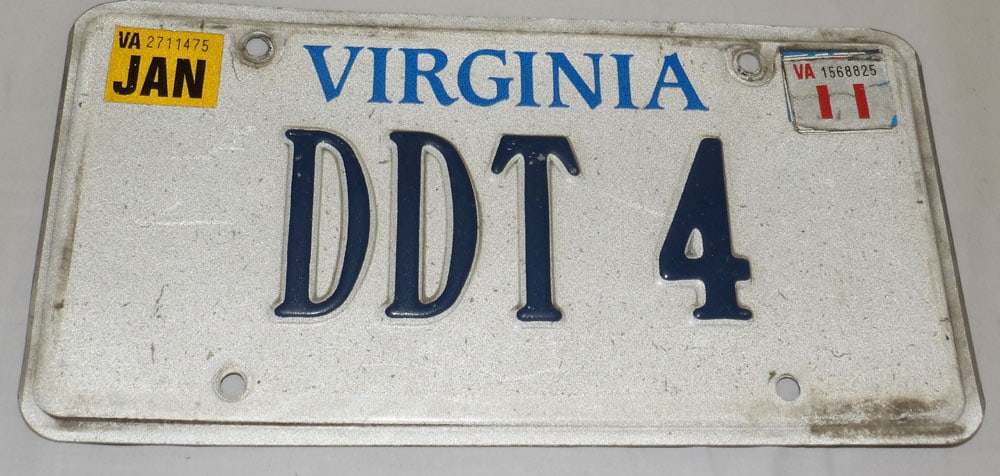 Vintage License Plate: Vintage License Plate . 6 1/4" x 12 1/4" ALL DESCRIPTIONS AND ANY CONDITION STATEMENT GIVEN BY LANGSTON AUCTION GALLERY ARE STRICTLY OPINIONS AND LANGSTON'S SHALL HAVE NO RESPONSIBILITY FOR ERRORS OR