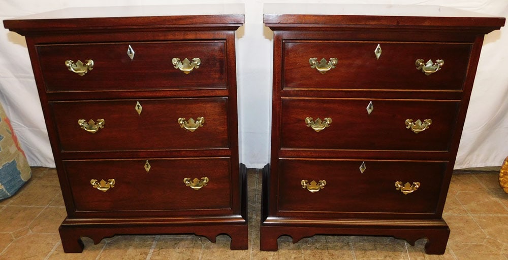 Pair of Mahogany Three Drawer Night Stands by Craftique (1 of 6)