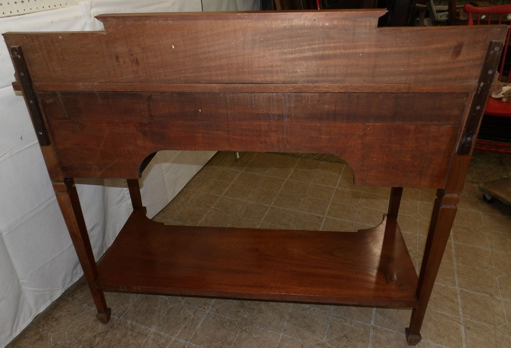 Mahogany Serpentine Front Server - 9