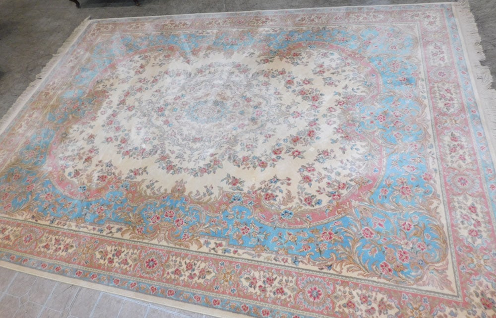 8' 8" x 12' 2" Karastan Rug: 8' 8" x 12' 2" Karastan Rug. ALL DESCRIPTIONS AND ANY CONDITION STATEMENT GIVEN BY LANGSTON AUCTION GALLERY ARE STRICTLY OPINIONS AND LANGSTON'S SHALL HAVE NO RESPONSIBILITY FOR ERRORS OR OMISSIONS. T