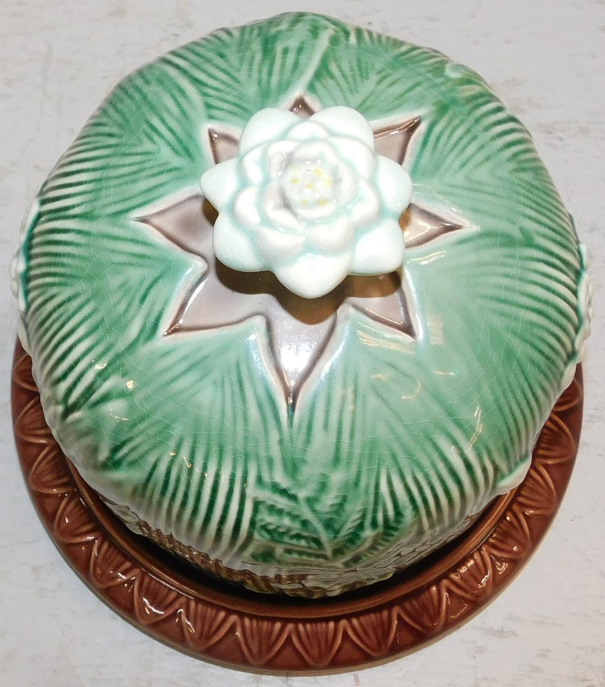 Majolica Two Part Cheese Keep - 3