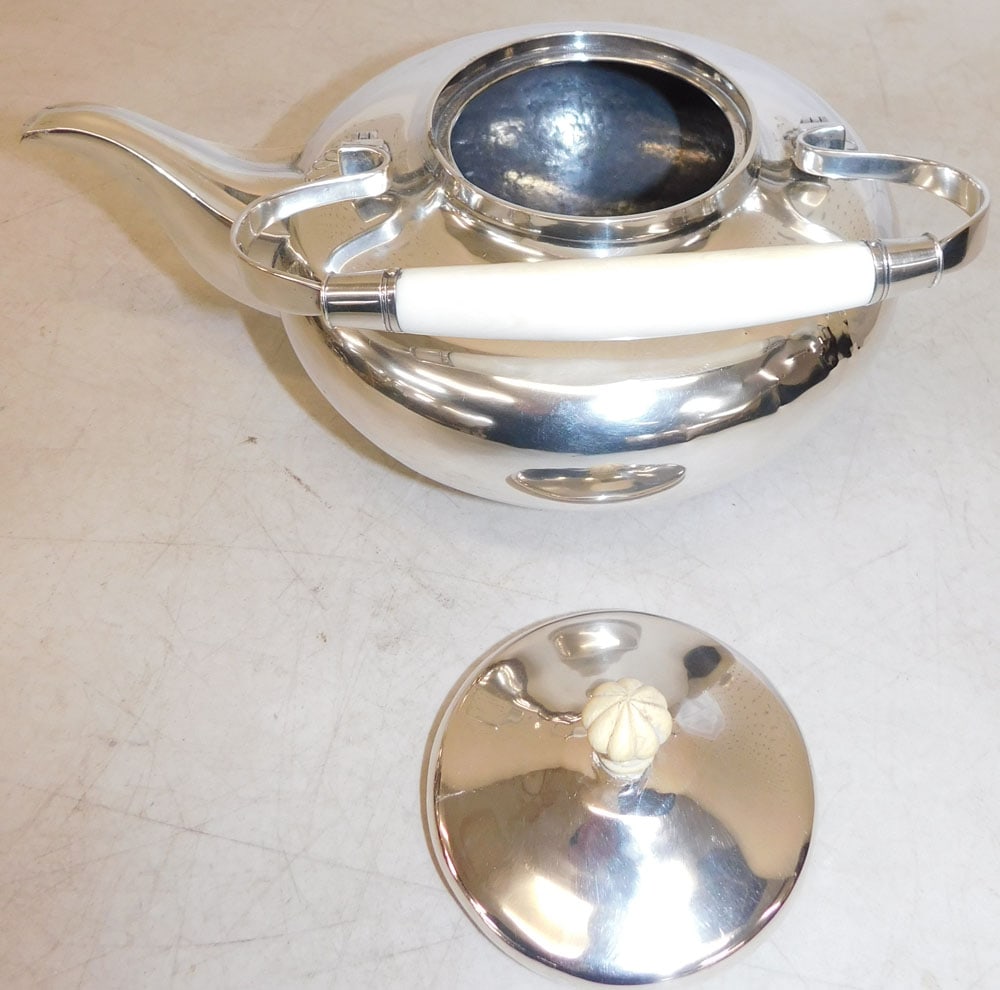 Silverplated Tea Pot with Bone Handle - 2