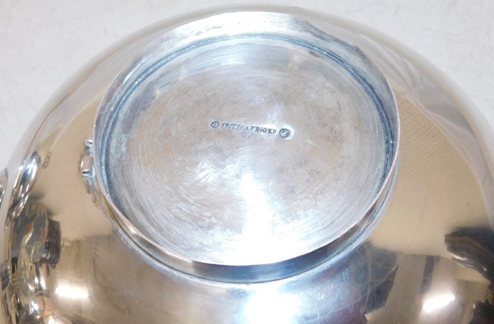 Silverplated Tea Pot with Bone Handle - 4