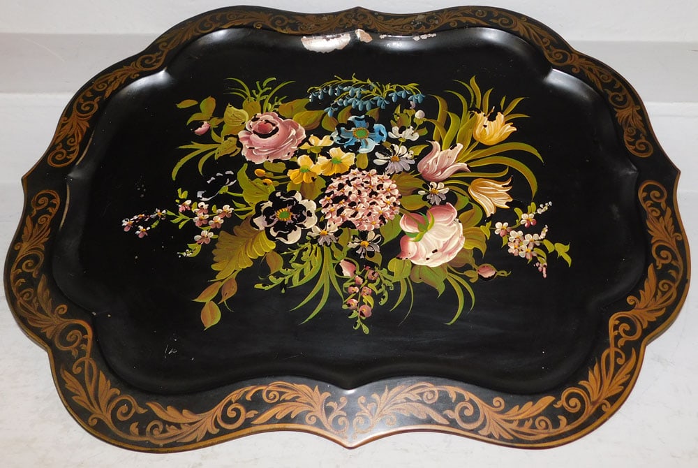 Painted Tole Tray: Painted Tole Tray . 31 1/2" x 23 1/2" ALL DESCRIPTIONS AND ANY CONDITION STATEMENT GIVEN BY LANGSTON AUCTION GALLERY ARE STRICTLY OPINIONS AND LANGSTON'S SHALL HAVE NO RESPONSIBILITY FOR ERRORS OR