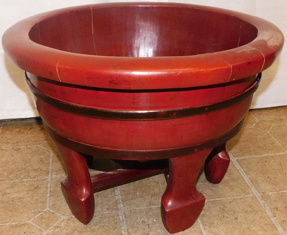 Oriental Red Lacquered Wood Planter: Oriental Red Lacquered Wood Planter. 14 1/4" H 20 Dia. ALL DESCRIPTIONS AND ANY CONDITION STATEMENT GIVEN BY LANGSTON AUCTION GALLERY ARE STRICTLY OPINIONS AND LANGSTON'S SHALL HAVE NO RESPONSIBILITY