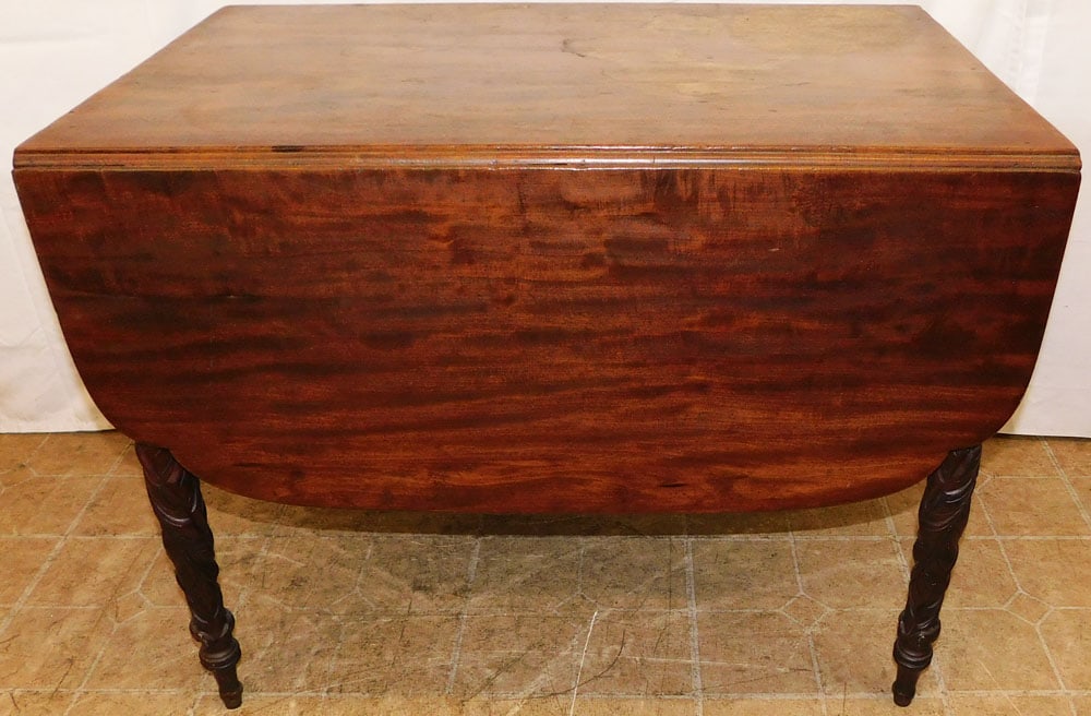 19th Century Mahogany Acanthus Leaf Carved Drop Leaf Table: 19th Century Mahogany Acanthus Leaf Carved Drop Leaf Table . 27 3/4" H 35 1/4" W 23 1/2" D ALL DESCRIPTIONS AND ANY CONDITION STATEMENT GIVEN BY LANGSTON AUCTION GALLERY ARE STRICTLY OPINIONS AND