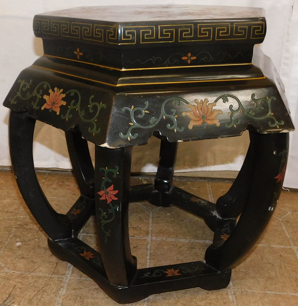 Black Lacquered & Paint Decorated Oriental Stand (1 of 3)