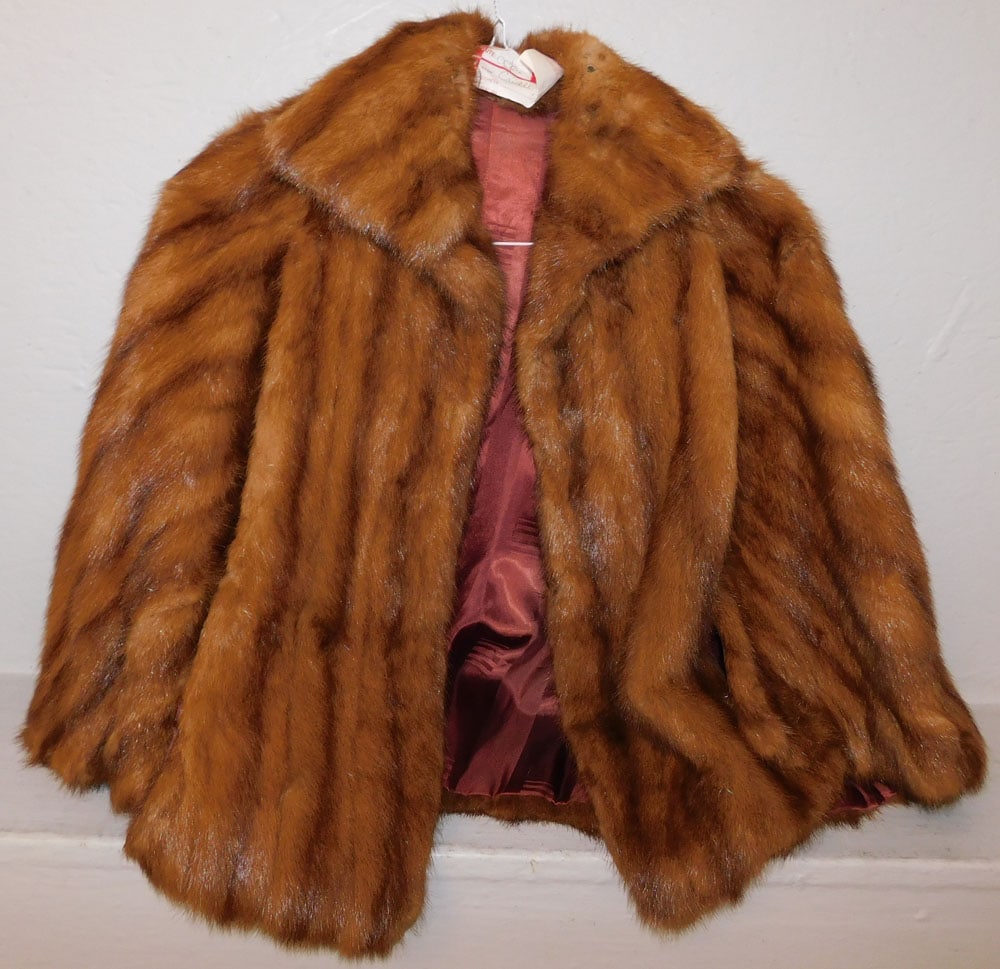 Vintage Fur Coat (1 of 2)