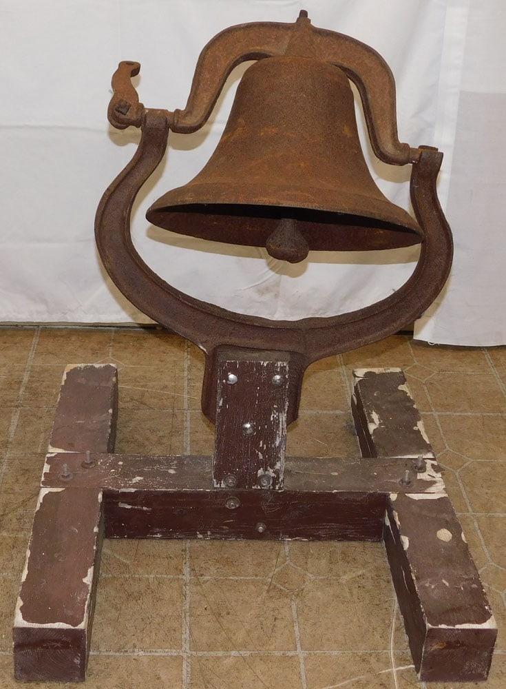 Antique Cast Iron Bell on Wooden Base: Antique Cast Iron Bell on Wooden Base . 27 1/2" H 24" W 26 1/4" D ALL DESCRIPTIONS AND ANY CONDITION STATEMENT GIVEN BY LANGSTON AUCTION GALLERY ARE STRICTLY OPINIONS AND LANGSTON'S SHALL HAVE NO