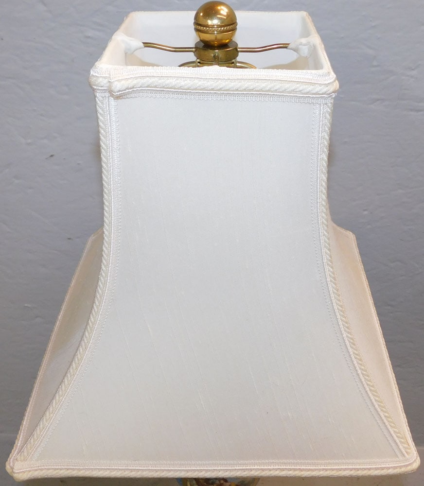 Painted Porcelain Urn Made Into Lamp - 3