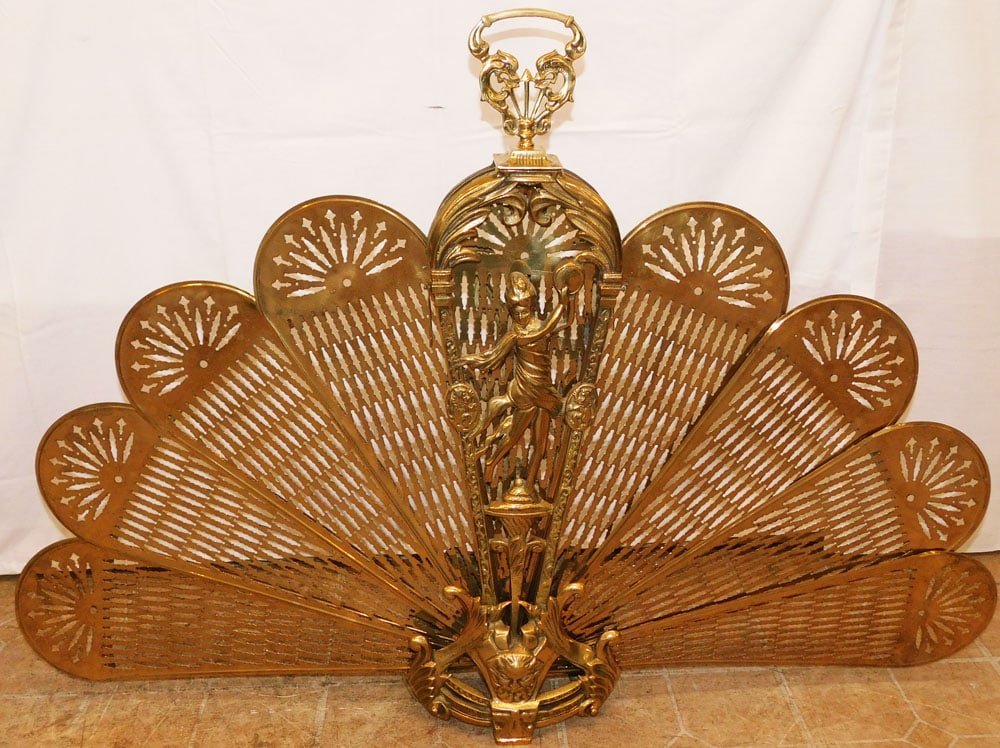 Brass Peacock Fan Form Fire Screen (1 of 7)