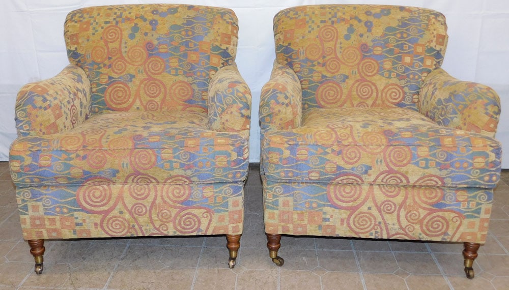Pair of Upholstered Arm Chairs, Kravet Furniture Inc.: Pair of Upholstered Arm Chairs, Kravet Furniture Inc.. 35" H 35" W 41" D ALL DESCRIPTIONS AND ANY CONDITION STATEMENT GIVEN BY LANGSTON AUCTION GALLERY ARE STRICTLY OPINIONS AND LANGSTON'S SHALL HAVE