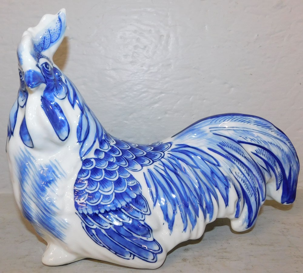 Blue & White Porcelain Rooster (1 of 4)