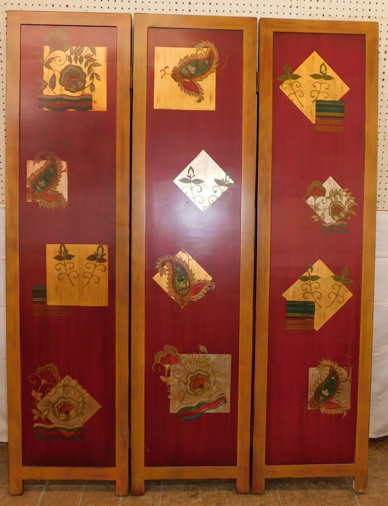 Painted Three Panel Room Divider: Painted Three Panel Room Divider . 72 1/4" H 73" W ALL DESCRIPTIONS AND ANY CONDITION STATEMENT GIVEN BY LANGSTON AUCTION GALLERY ARE STRICTLY OPINIONS AND LANGSTON'S SHALL HAVE NO RESPONSIBILITY FOR 