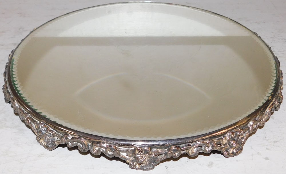 Silverplated & Mirror Plateau (1 of 4)