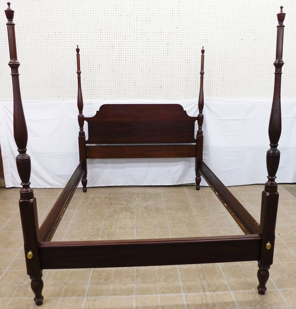 Mahogany Full Size Bed with Rails by Henkel Harris: Mahogany Full Size Bed with Rails by Henkel Harris. 66 1/4" H 57" W ALL DESCRIPTIONS AND ANY CONDITION STATEMENT GIVEN BY LANGSTON AUCTION GALLERY ARE STRICTLY OPINIONS AND LANGSTON'S SHALL HAVE NO