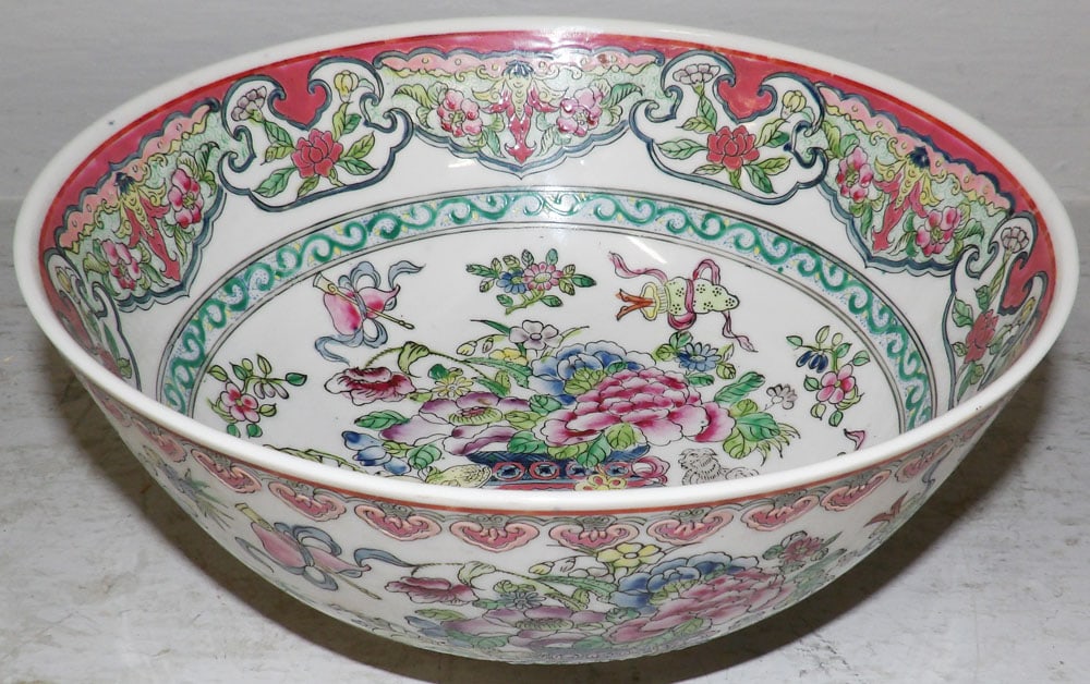 Oriental Porcelain Bowl (1 of 5)