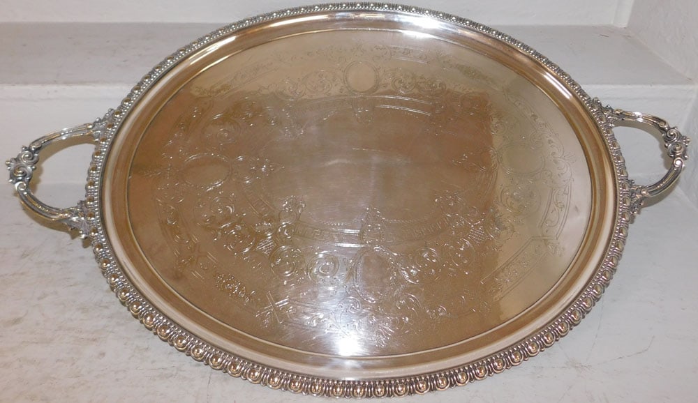 Oval Silverplated Serving Tray (1 of 4)