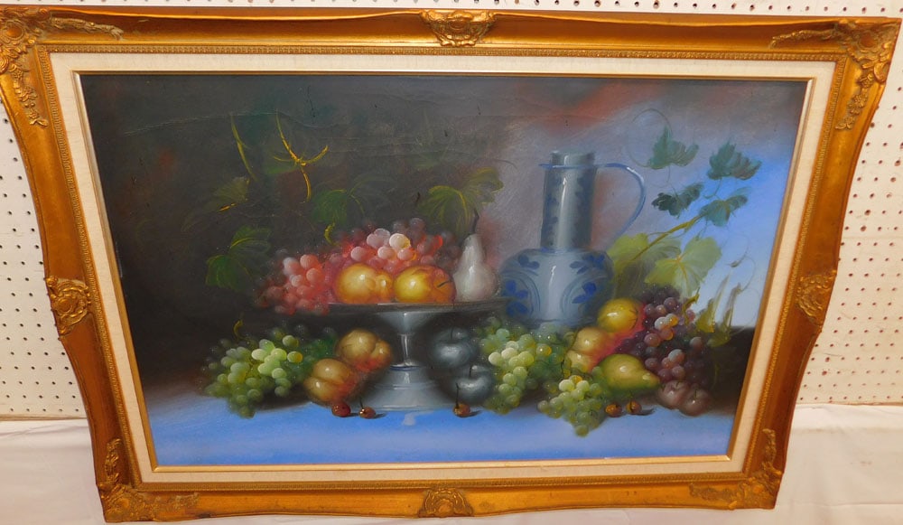 Framed Oil on Canvas Still Life: Framed Oil on Canvas Still Life . 30 1/4" x 42" ALL DESCRIPTIONS AND ANY CONDITION STATEMENT GIVEN BY LANGSTON AUCTION GALLERY ARE STRICTLY OPINIONS AND LANGSTON'S SHALL HAVE NO RESPONSIBILITY FOR