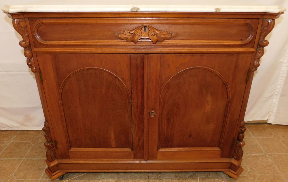 Antique Walnut Victorian Marble Top Washstand: Antique Walnut Victorian Marble Top Washstand . 31 3/4" H 38" W 18 1/4" D ALL DESCRIPTIONS AND ANY CONDITION STATEMENT GIVEN BY LANGSTON AUCTION GALLERY ARE STRICTLY OPINIONS AND LANGSTON'S SHALL