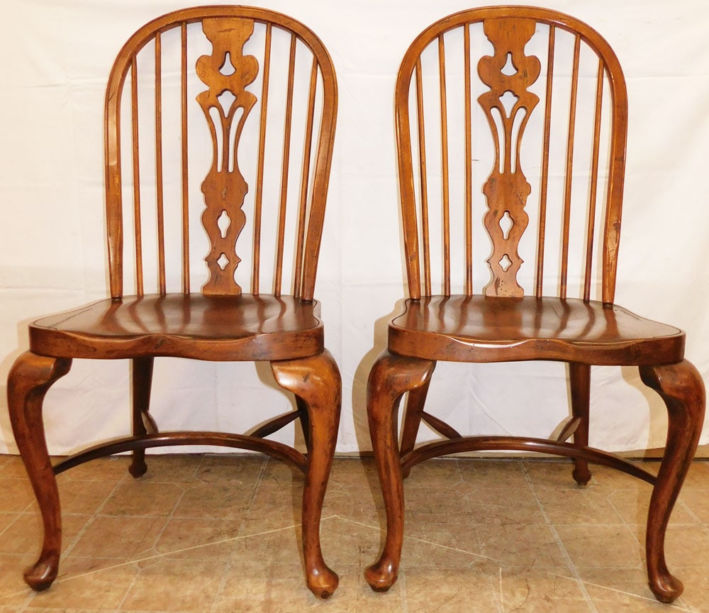 Pair of Cherry Windsor Style Side Chairs by Ethan Allen: Pair of Cherry Windsor Style Side Chairs by Ethan Allen. 40 1/2" H 21" W 20" D ALL DESCRIPTIONS AND ANY CONDITION STATEMENT GIVEN BY LANGSTON AUCTION GALLERY ARE STRICTLY OPINIONS AND LANGSTON'S