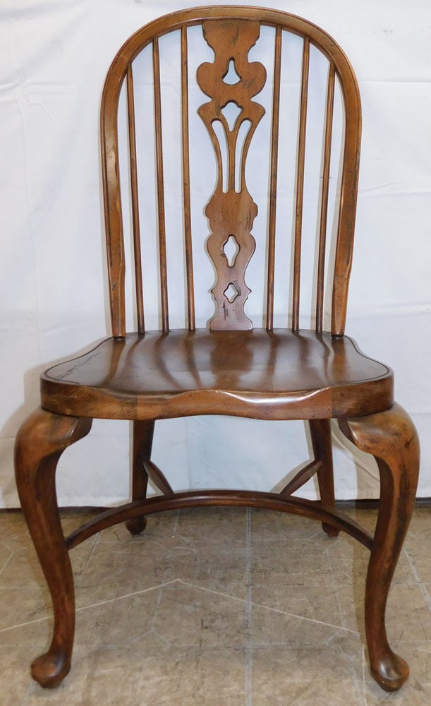 Cherry Windsor Style Side Chair by Ethan Allen: Cherry Windsor Style Side Chair by Ethan Allen. 40 1/2" H 21" W 20" D ALL DESCRIPTIONS AND ANY CONDITION STATEMENT GIVEN BY LANGSTON AUCTION GALLERY ARE STRICTLY OPINIONS AND LANGSTON'S SHALL HAVE NO