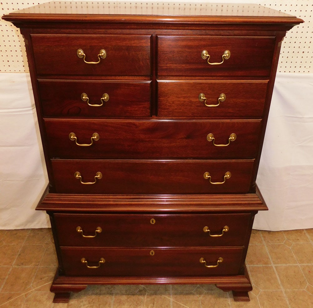 Mahogany Two Over Two Over Four Drawer Chest by Jamestown Sterling: Mahogany Two Over Two Over Four Drawer Chest by Jamestown Sterling. 56 1/2" H 38 1/2" W 18 1/4" D ALL DESCRIPTIONS AND ANY CONDITION STATEMENT GIVEN BY LANGSTON AUCTION GALLERY ARE STRICTLY OPINIONS A