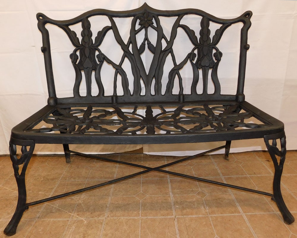 Painted Cast Iron Outdoor Bench: Painted Cast Iron Outdoor Bench . 36 1/2" H 47" W 22 1/2" D ALL DESCRIPTIONS AND ANY CONDITION STATEMENT GIVEN BY LANGSTON AUCTION GALLERY ARE STRICTLY OPINIONS AND LANGSTON'S SHALL HAVE NO RESPONSIBI
