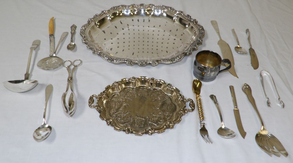 Lot of Silverplate Items (1 of 3)