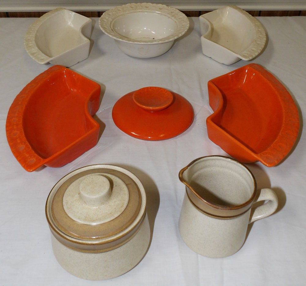 Lot of Porcelain Items: Lot of Porcelain Items . Up to 1 1/2" H 10" W "ALL DESCRIPTIONS AND ANY CONDITION STATEMENT GIVEN BY LANGSTON AUCTION GALLERY ARE STRICTLY OPINIONS AND LANGSTON'S SHALL HAVE NO RESPONSIBILITY FOR ERRO