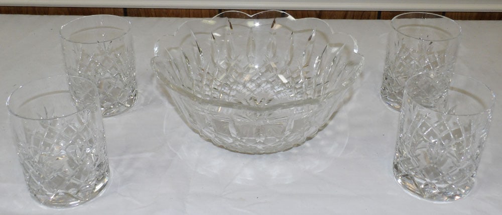 Lot of Glass Highballs & Waterford Bowl: Lot of Glass Highballs & Waterford Bowl . Up to 3 1/2" H 8 1/2" W "ALL DESCRIPTIONS AND ANY CONDITION STATEMENT GIVEN BY LANGSTON AUCTION GALLERY ARE STRICTLY OPINIONS AND LANGSTON'S SHALL HAVE NO
