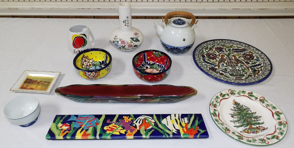 Lot of Painted Porcelain Items: Lot of Painted Porcelain Items . Up to 16 1/4" W "ALL DESCRIPTIONS AND ANY CONDITION STATEMENT GIVEN BY LANGSTON AUCTION GALLERY ARE STRICTLY OPINIONS AND LANGSTON'S SHALL HAVE NO RESPONSIBILITY FOR