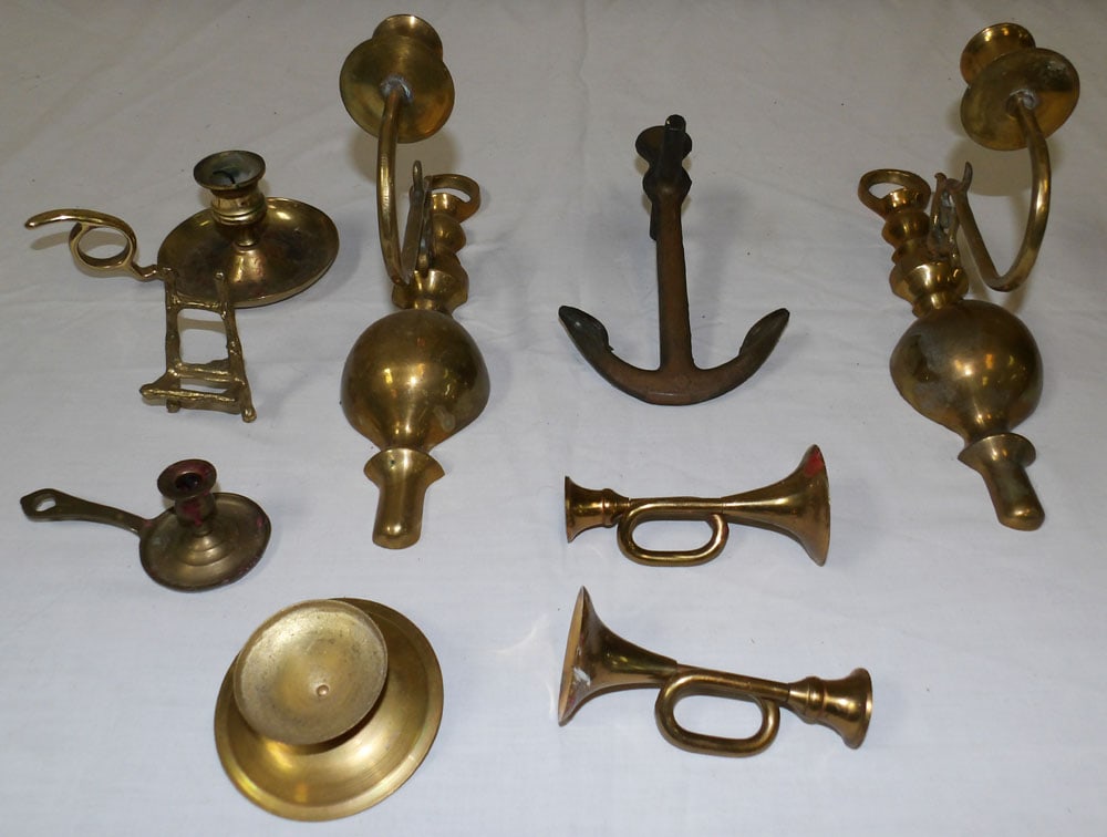 Lot of Brass Items: Lot of Brass Items. Up to 6" H 11" W "ALL DESCRIPTIONS AND ANY CONDITION STATEMENT GIVEN BY LANGSTON AUCTION GALLERY ARE STRICTLY OPINIONS AND LANGSTON'S SHALL HAVE NO RESPONSIBILITY FOR ERRORS OR
