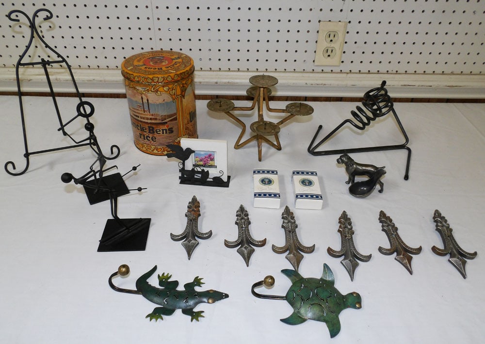 Lot of Metal Decorative Items: Lot of Metal Decorative Items . Up to 11 1/2" H 9" W "ALL DESCRIPTIONS AND ANY CONDITION STATEMENT GIVEN BY LANGSTON AUCTION GALLERY ARE STRICTLY OPINIONS AND LANGSTON'S SHALL HAVE NO RESPONSIBILITY