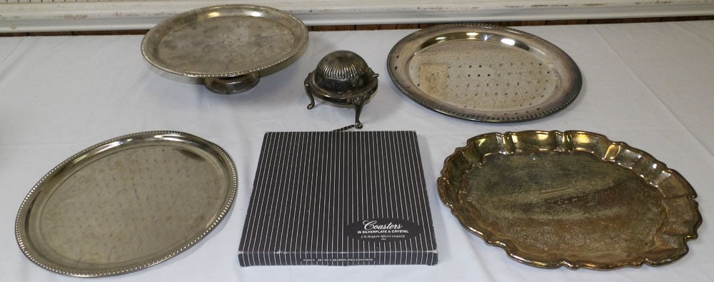 Lot of Silverplated Items: Lot of Silverplated Items . Up to 15" Dia. "ALL DESCRIPTIONS AND ANY CONDITION STATEMENT GIVEN BY LANGSTON AUCTION GALLERY ARE STRICTLY OPINIONS AND LANGSTON'S SHALL HAVE NO RESPONSIBILITY FOR ERRORS
