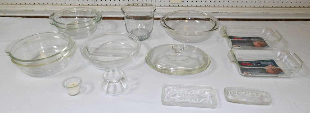 Lot of Fire King & Pyrex (1 of 4)