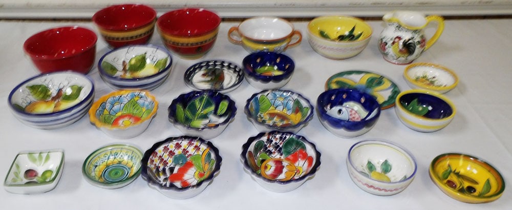 Lot of Painted Porcelain Items (1 of 8)