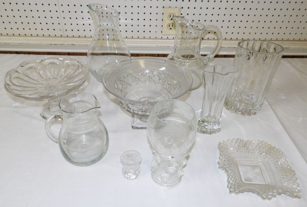 Lot of Glass Items (1 of 5)