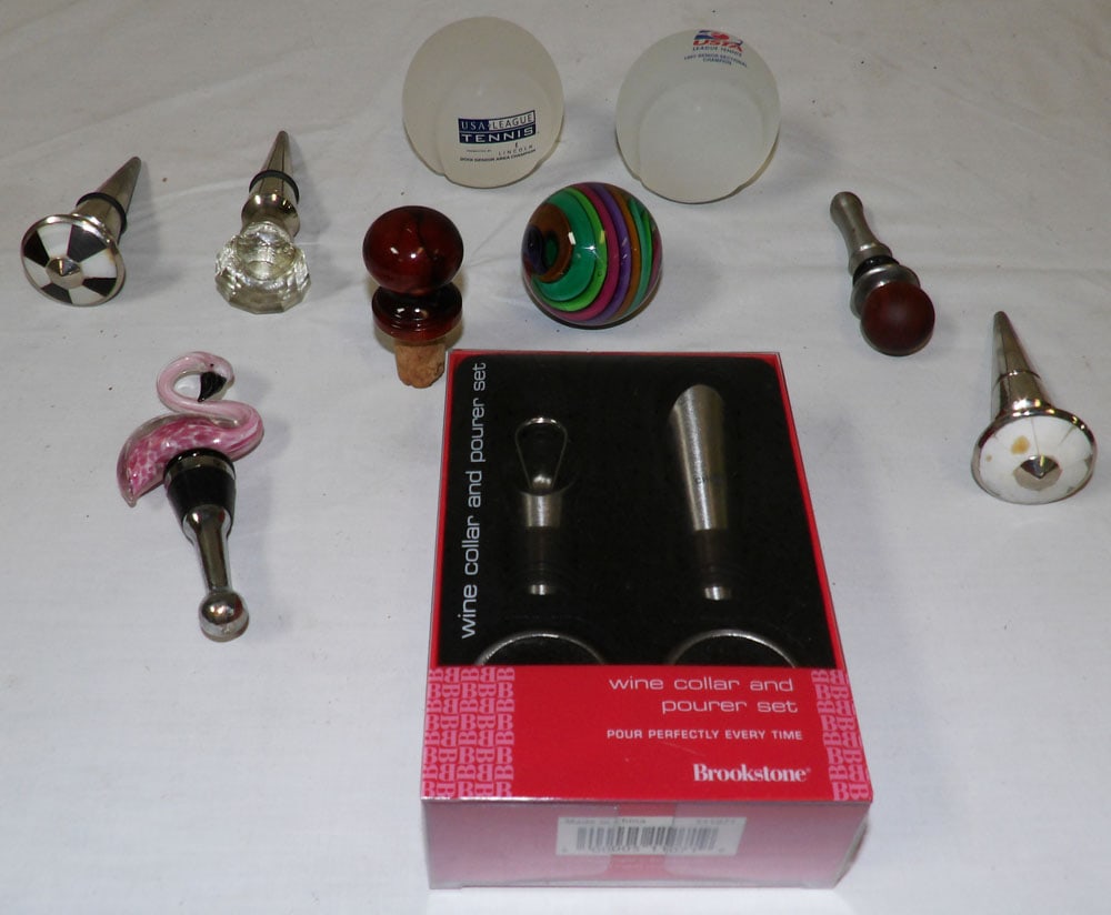 Lot of Bottle Stoppers, Glass Paperweights, & Art Glass Bowl: Lot of Bottle Stoppers, Glass Paperweights, & Art Glass Bowl. Up to 6" H 4" W "ALL DESCRIPTIONS AND ANY CONDITION STATEMENT GIVEN BY LANGSTON AUCTION GALLERY ARE STRICTLY OPINIONS AND LANGSTON'S SHALL