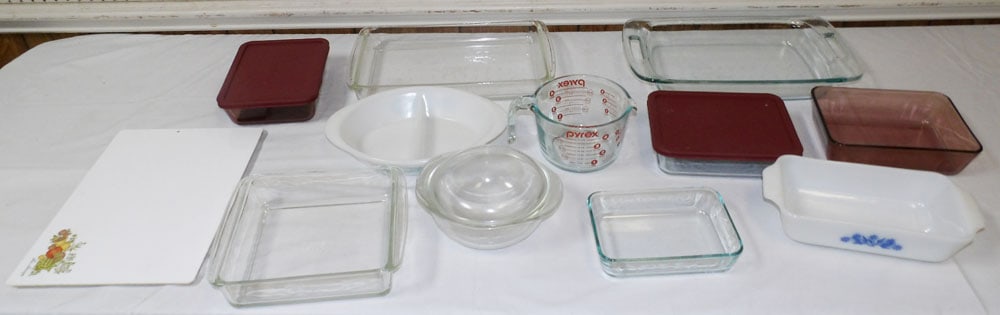 Lot of Fire King & Pyrex (1 of 4)
