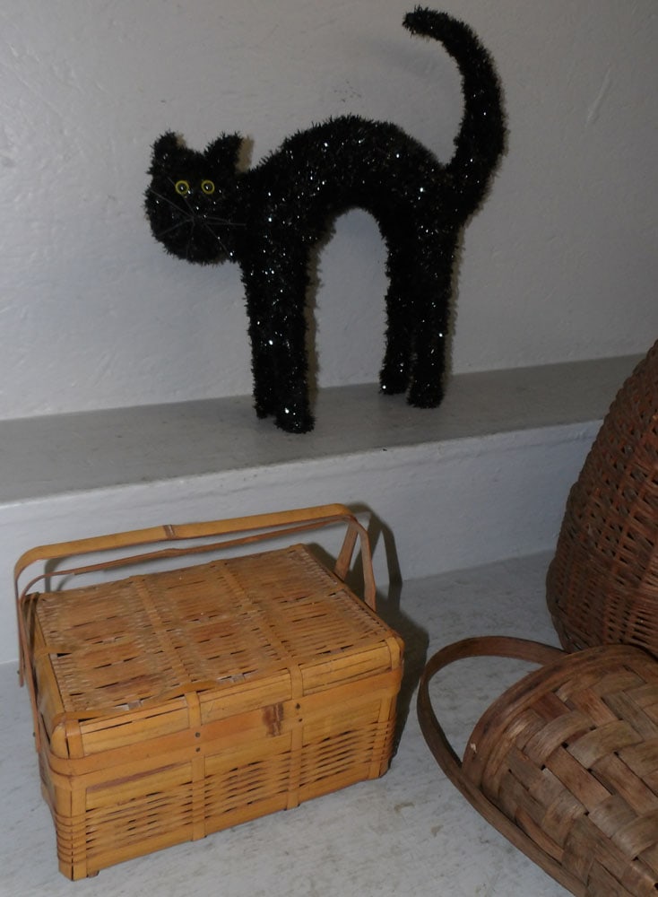 Two Baskets & Cat Statue - 2