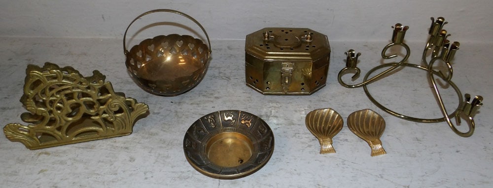 Lot of Brass Items (1 of 2)