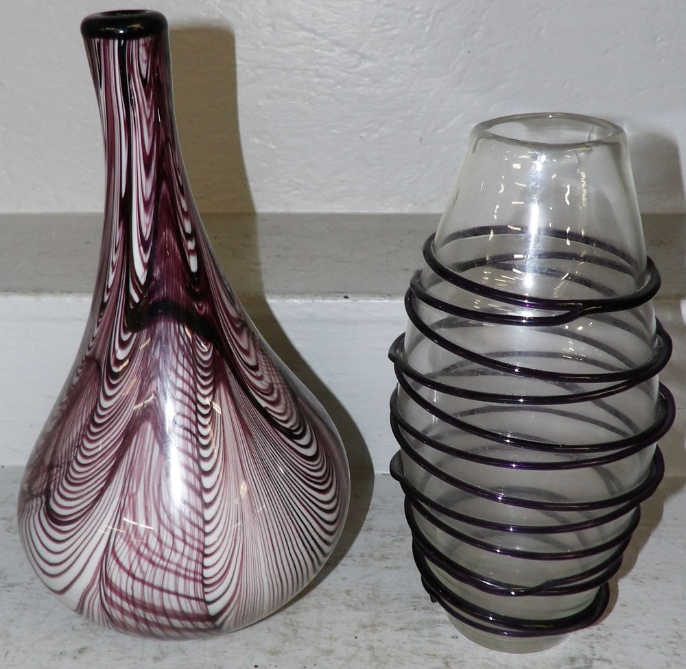 Two Art Glass Vases (1 of 4)