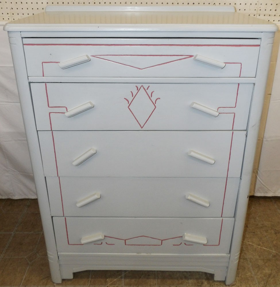 Antique Painted Five Drawer Chest: Antique Painted Five Drawer Chest . 46" H 33 1/2" W 18 1/2" D "ALL DESCRIPTIONS AND ANY CONDITION STATEMENT GIVEN BY LANGSTON AUCTION GALLERY ARE STRICTLY OPINIONS AND LANGSTON'S SHALL HAVE NO