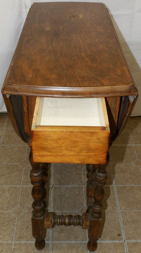 Antique Walnut Gate Leg Table - 2