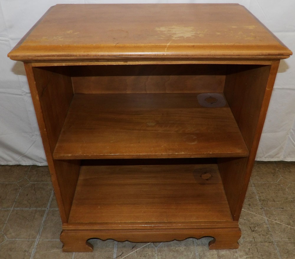 Maple Shelf: Maple Shelf . 31" H 26" W 16" D "ALL DESCRIPTIONS AND ANY CONDITION STATEMENT GIVEN BY LANGSTON AUCTION GALLERY ARE STRICTLY OPINIONS AND LANGSTON'S SHALL HAVE NO RESPONSIBILITY FOR ERRORS OR