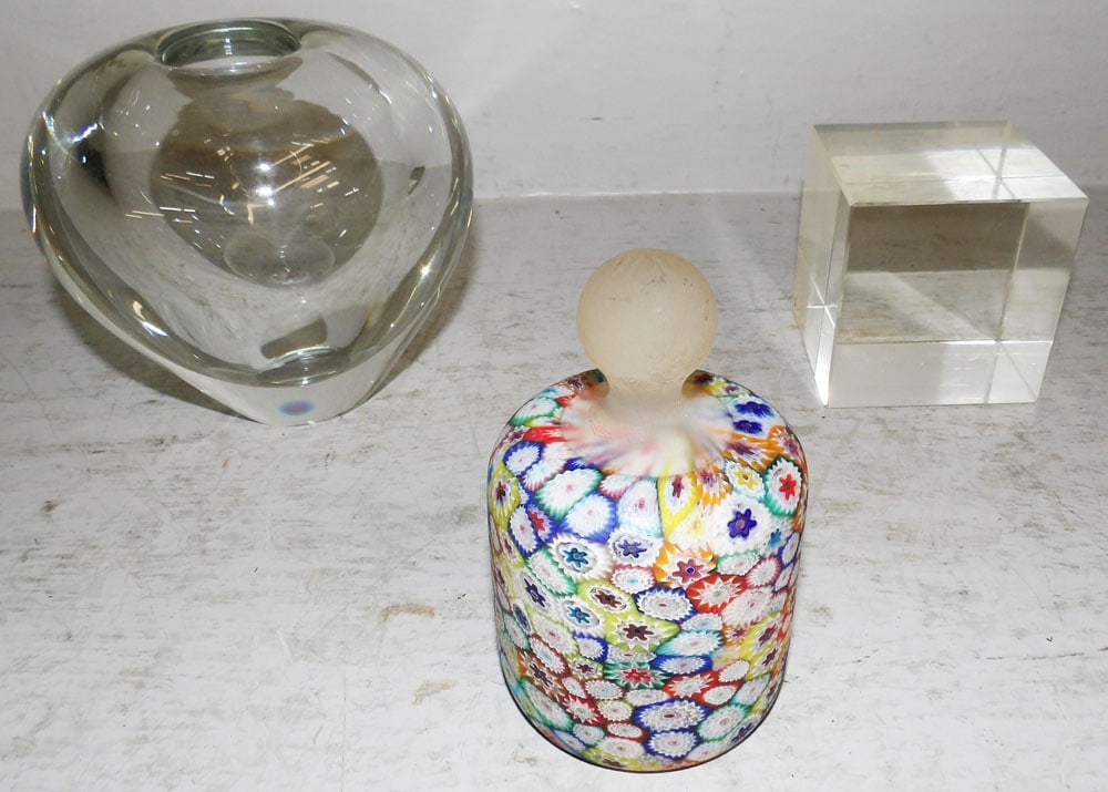 Two Glass Paperweights, & Signed Crystal Vase: Two Glass Paperweights, & Signed Crystal Vase. Up to 5" H 5" Dia. "ALL DESCRIPTIONS AND ANY CONDITION STATEMENT GIVEN BY LANGSTON AUCTION GALLERY ARE STRICTLY OPINIONS AND LANGSTON'S SHALL HAVE NO