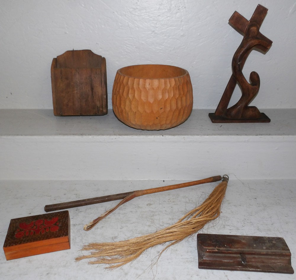 Lot of Antique Wood Items (1 of 5)
