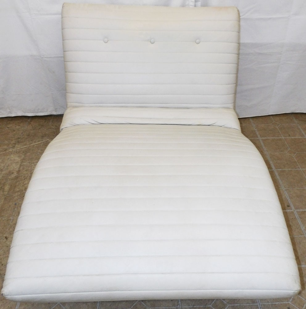 Modern Faux Leather Upholstered Recamier: Modern Faux Leather Upholstered Recamier. 29 1/2" H 55" W 36 1/2" D "ALL DESCRIPTIONS AND ANY CONDITION STATEMENT GIVEN BY LANGSTON AUCTION GALLERY ARE STRICTLY OPINIONS AND LANGSTON'S SHALL HAVE NO