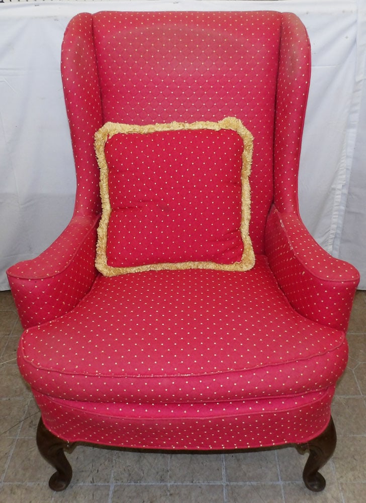 Upholstered Wing Back Arm Chair: Upholstered Wing Back Arm Chair . 42 1/2" H 32" W 28" D "ALL DESCRIPTIONS AND ANY CONDITION STATEMENT GIVEN BY LANGSTON AUCTION GALLERY ARE STRICTLY OPINIONS AND LANGSTON'S SHALL HAVE NO